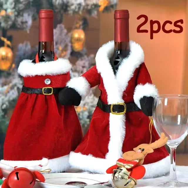 Par Casal Noel em Veludo: Capa Decorativa de Natal para Vinhos