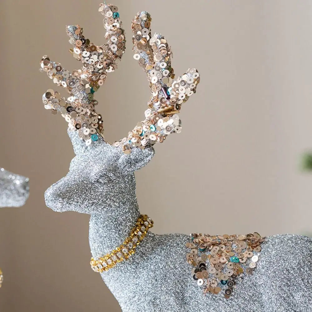 Magia na Mesa: Rena Decorativa Natalina com Laço e Lantejoulas